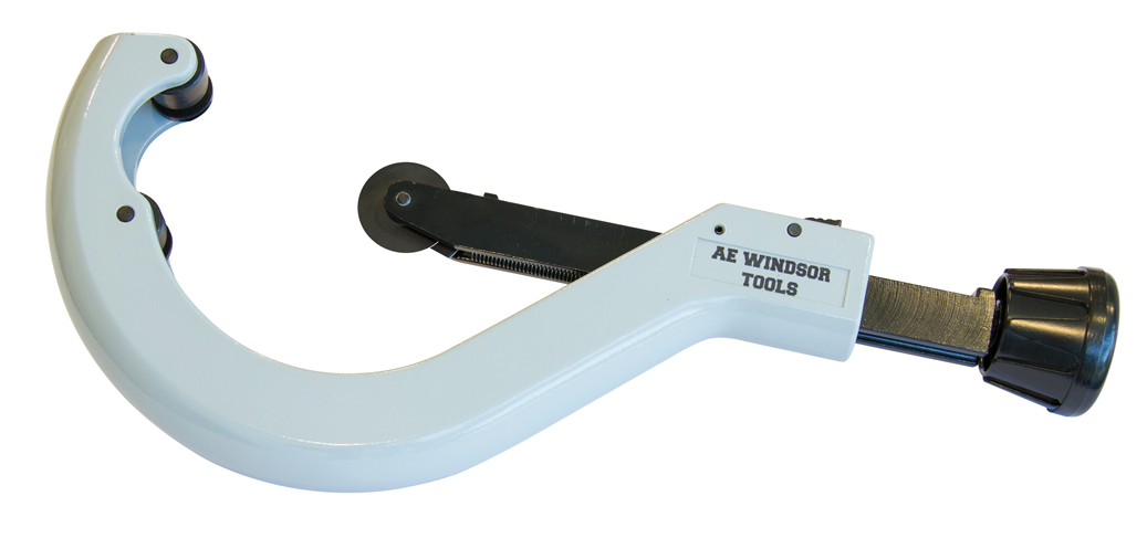 54mm - 108mm Rotary Pipe Cutter with Built in Deburrer Photo